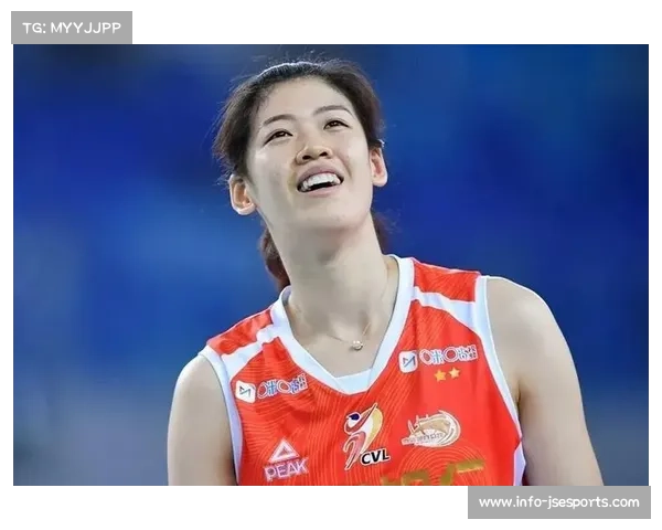 女排国手李盈莹因伤病问题从米兰返回天津，将进行康复治疗